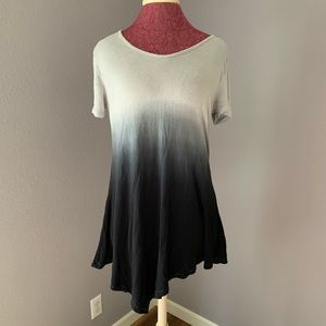 4 FOR $5 Lock and Love ombré top